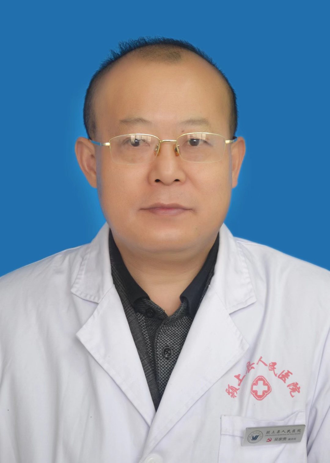 吴家贵照片.jpg